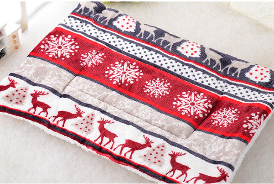 Thick Coral Fleece Dog Blanket Mat